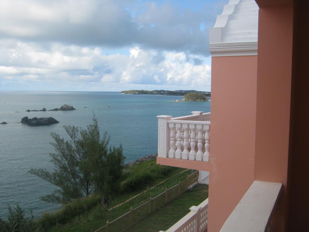 Clear View Suites & Villas Bermuda Exterior photo